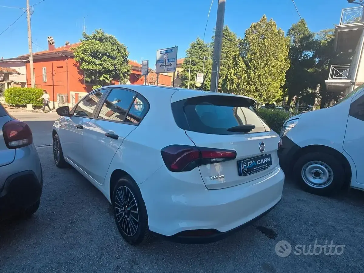Usata Fiat Tipo 100 CV (73 kW) 2023 Bianco Berlina