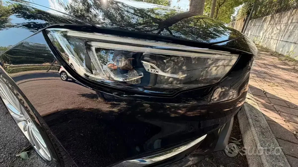 Usata Opel Insignia 136 CV (100 kW) 2017 Bluazzurro Berlina