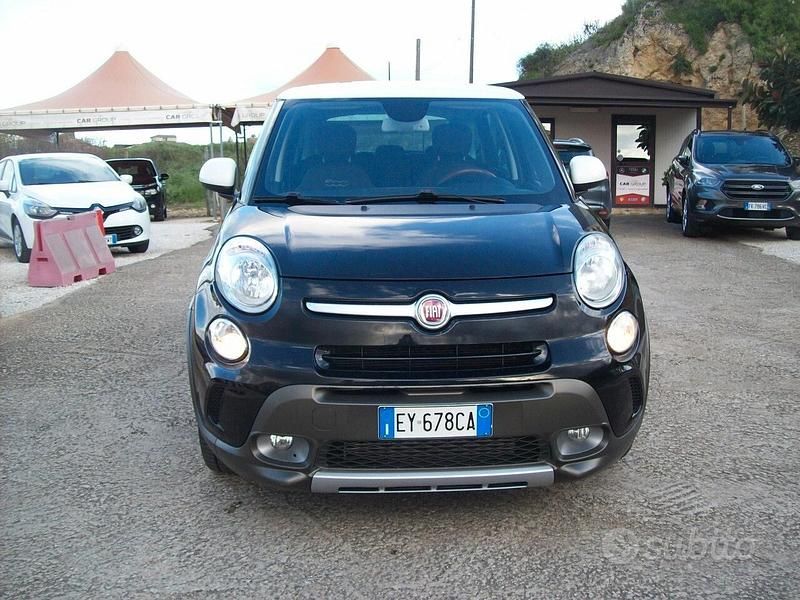 Usata Fiat 500L Trekking 104 CV (76 kW) 2015 Nero Monovolume