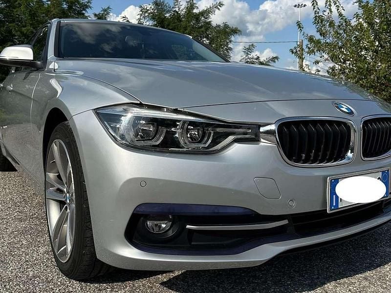 Usata BMW 320 Advantage 190 CV (139 kW) 2017 Argento Berlina