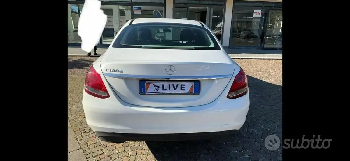 Usata Mercedes C180 AMG Edition 1 156 CV (114 kW) 2017 Bianco Berlina