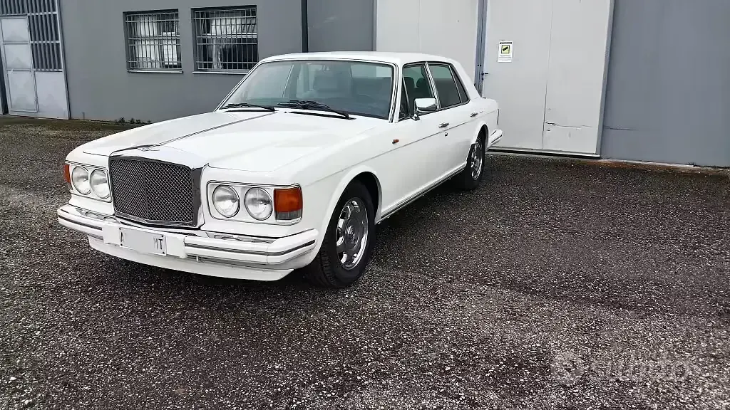 Usata Bentley Eight 200 CV (147 kW) 1986 Bianco Berlina