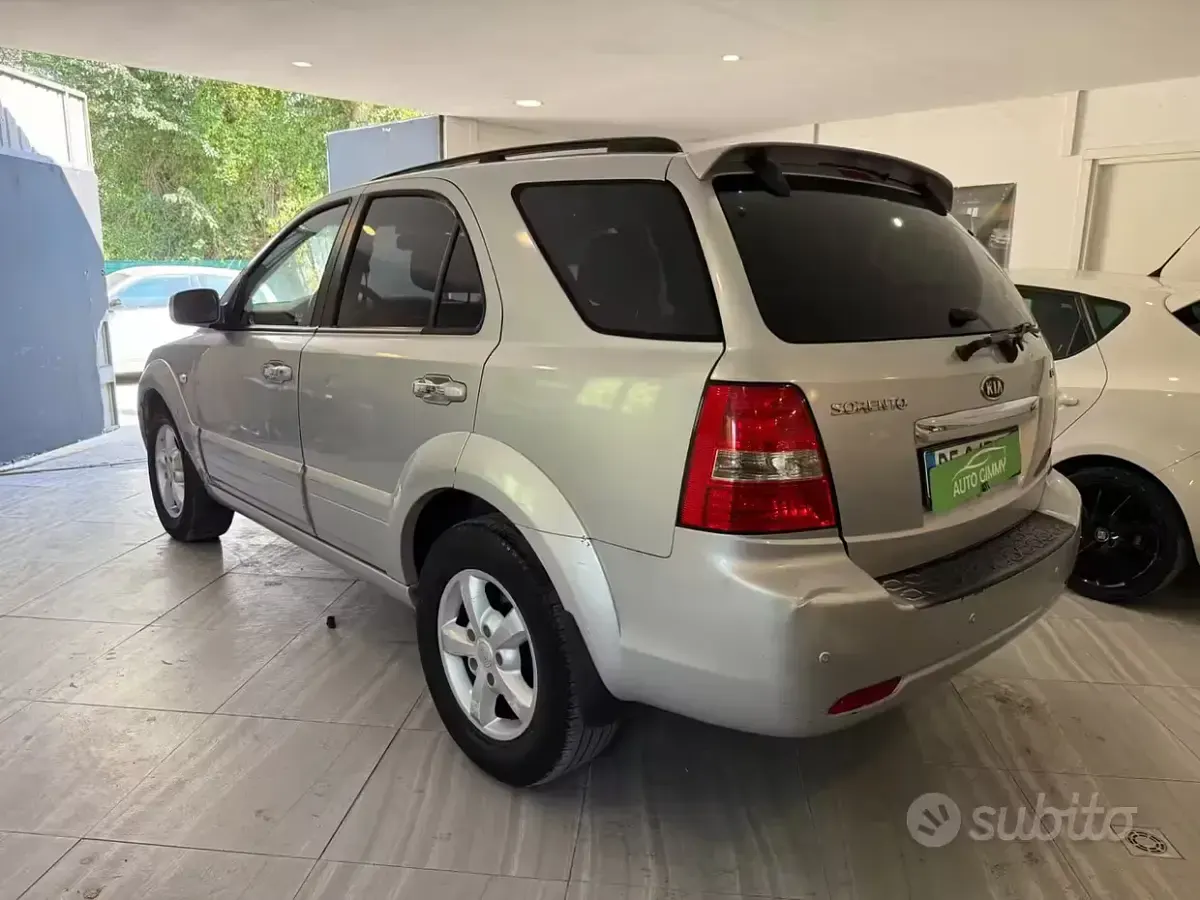 Usata Kia Sorento 170 CV (125 kW) 2007 Grigio SUV