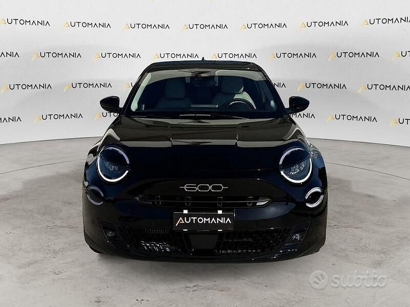 Nuova Fiat 600 La Prima 145 CV (106 kW) 2025 SUV