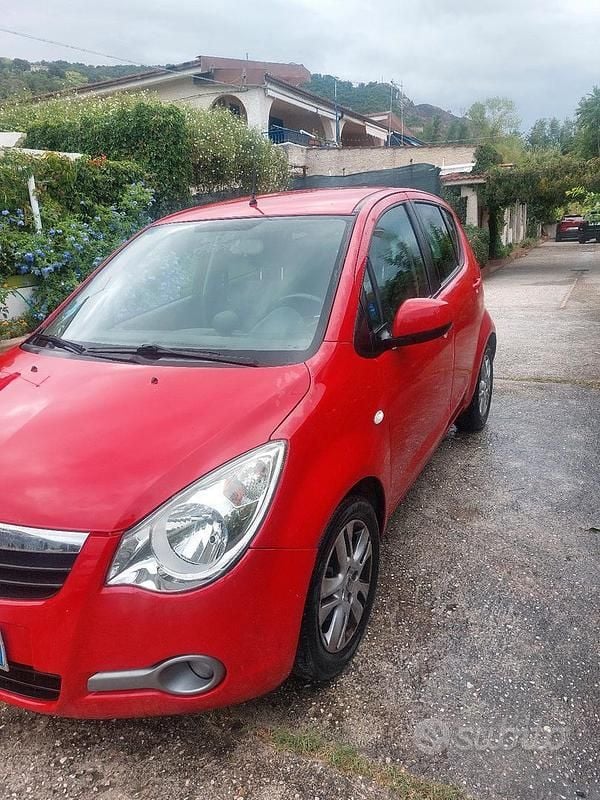 Usata Opel Agila 68 CV (50 kW) 2012 Rosso Utilitaria