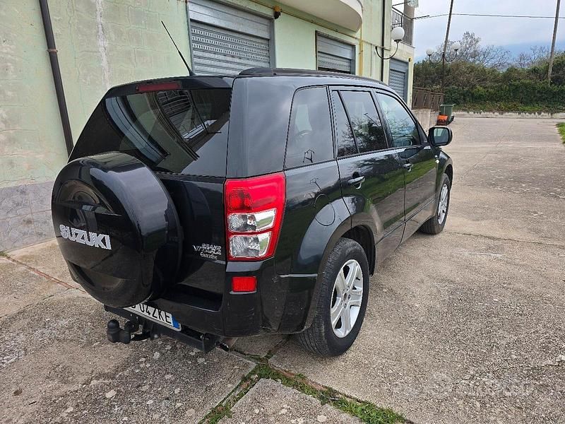 Usata Suzuki Vitara 95 CV (69 kW) 2006 SUV