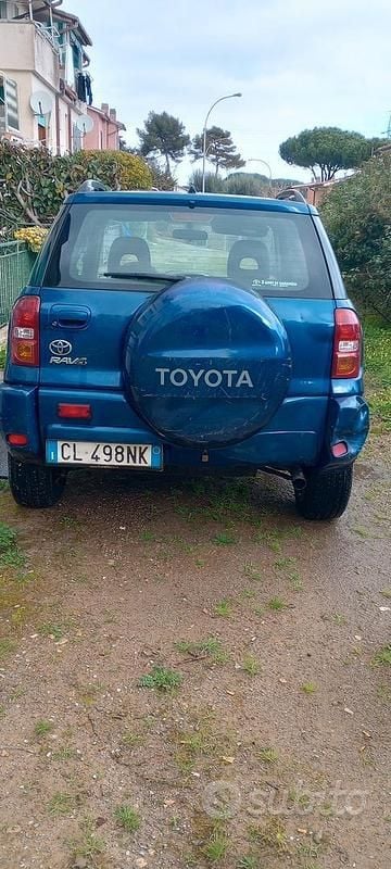 Usado Toyota RAV4 128 CV (94 kW) 2003 Azul SUV