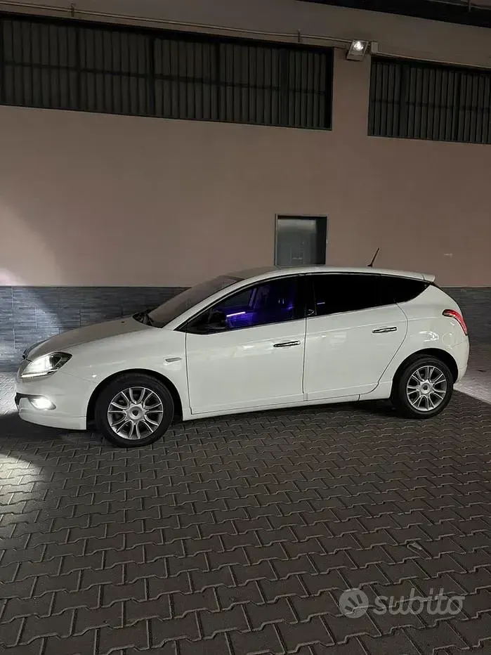 Usata Lancia Delta 2014 Utilitaria