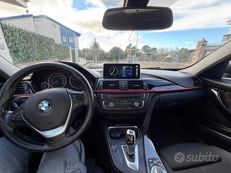 Usata BMW 318 143 CV (105 kW) 2012 Nero Station wagon