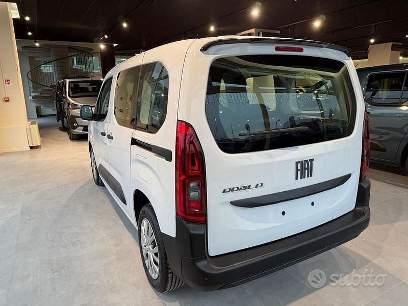 Nuova Fiat Doblò 110 CV (80 kW) 2025 Bianco Monovolume