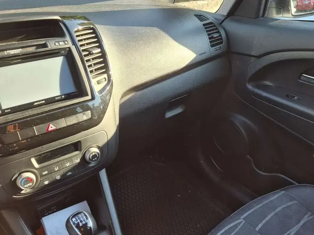 Usata Kia Venga 90 CV (66 kW) 2016 Utilitaria