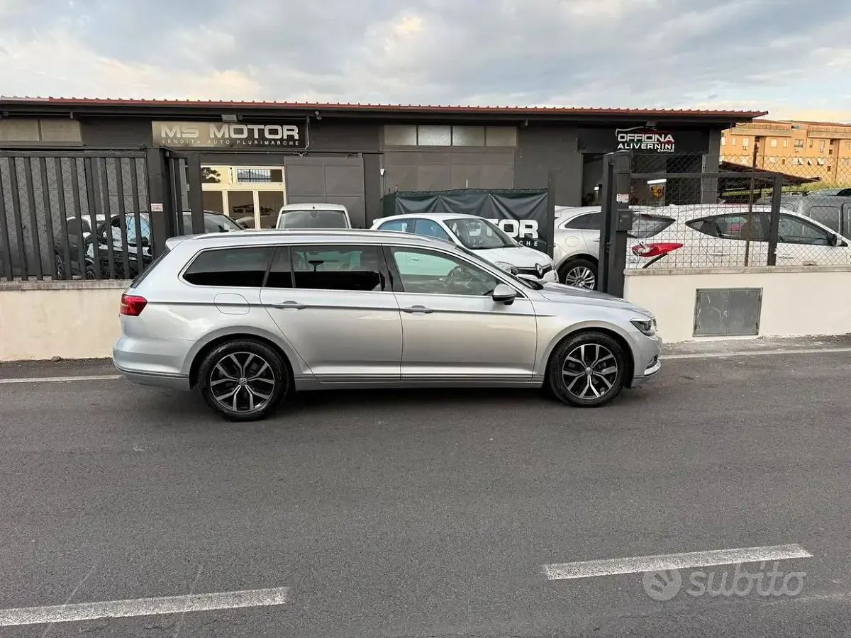 Usata VW Passat 150 CV (110 kW) 2015 Grigio Station wagon