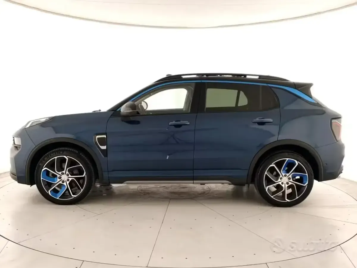 Usata Lynk & Co 01 179 CV (131 kW) 2022 Bluazzurro SUV