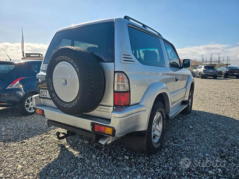 Usata Toyota Land Cruiser 163 CV (119 kW) 2002 Grigio Station wagon