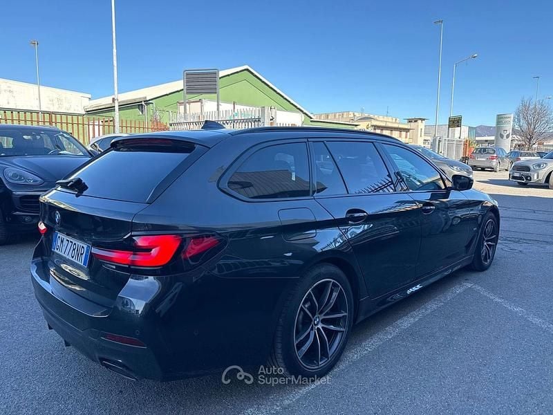 Usata BMW 520 M Sport 190 CV (139 kW) 2022 Nero Station wagon