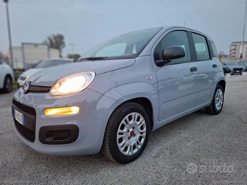 Usata Fiat Panda S 70 CV (51 kW) 2022 Grigio Berlina