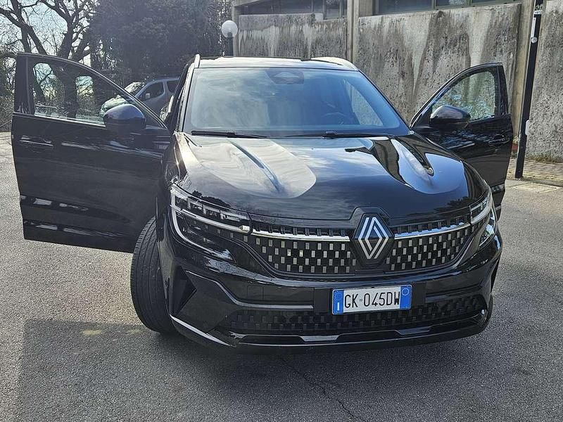 Usata Renault Austral Iconic 200 CV (147 kW) 2023 Nero SUV