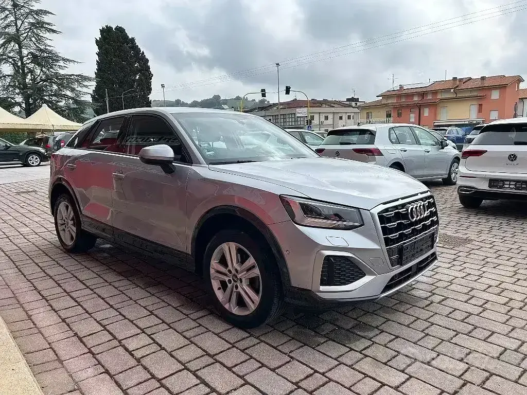 Usata Audi Q2 Admired 110 CV (80 kW) 2021 Grigio SUV