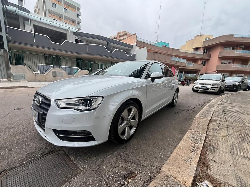 Usata Audi A3 150 CV (110 kW) 2015 Bianco Utilitaria