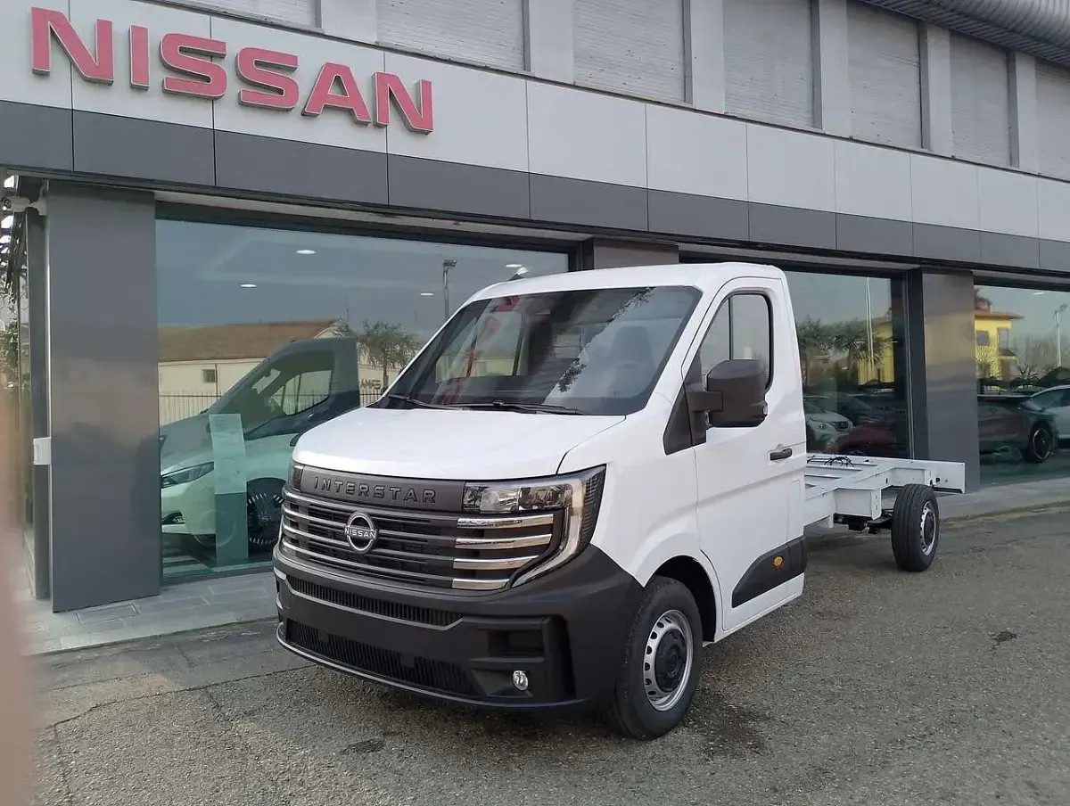 Nuova Nissan Interstar 131 CV (96 kW) 2026 Bianco Furgone