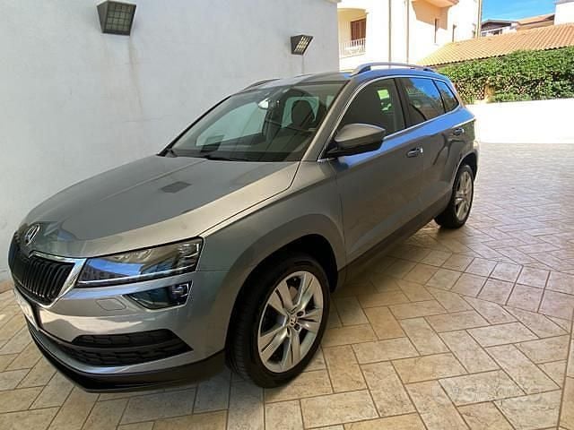 Usata Skoda Karoq Executive 150 CV (110 kW) 2018 Grigio SUV