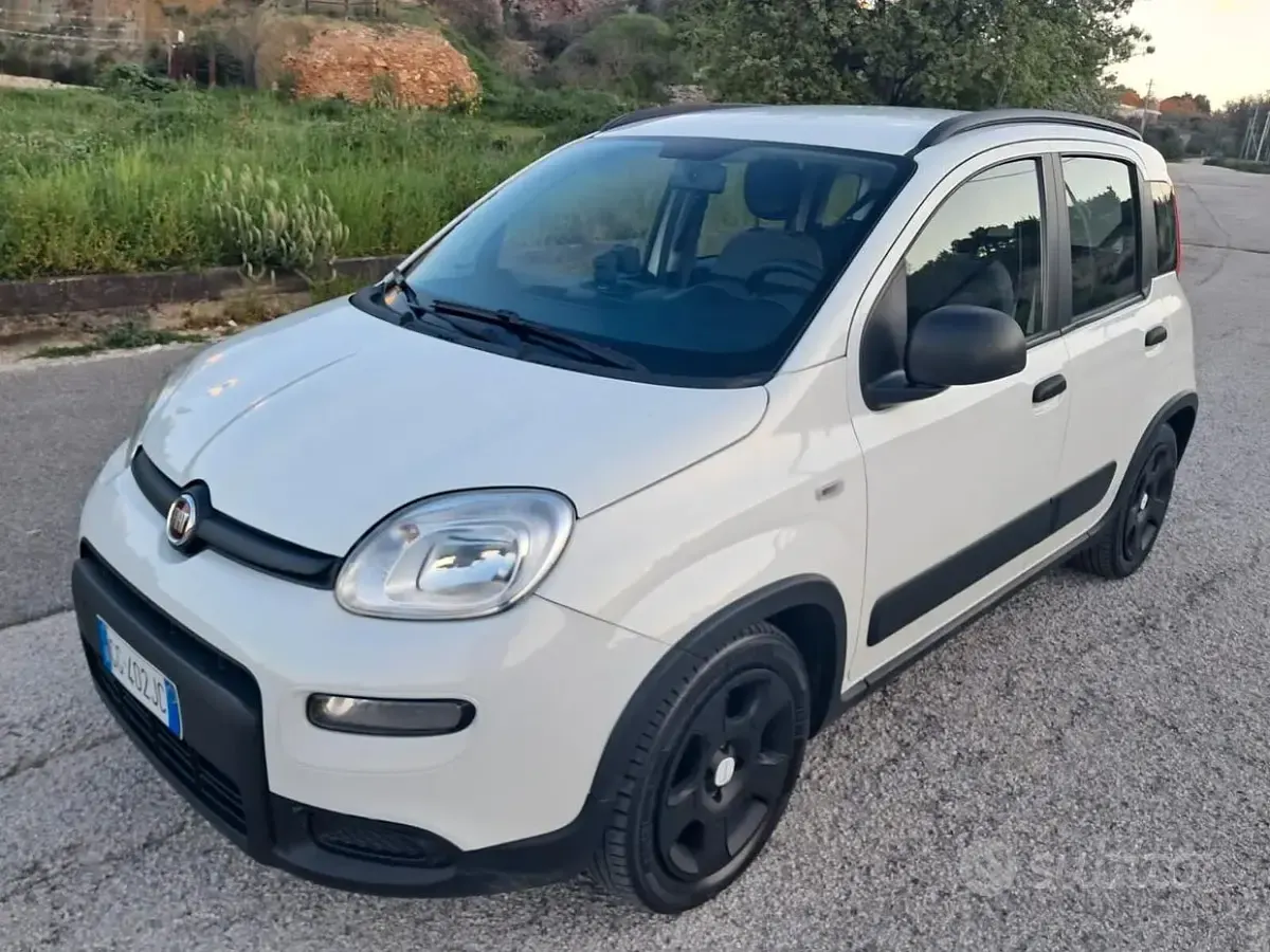 Usata Fiat Panda City Life 69 CV (50 kW) 2021 Bianco Utilitaria