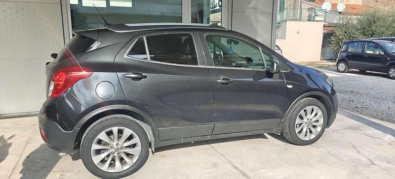 Usata Opel Mokka Cosmo 140 CV (102 kW) 2016 Nero SUV