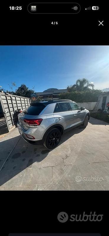 Usata VW T-Roc Sportline 110 CV (80 kW) 2023 Grigio SUV