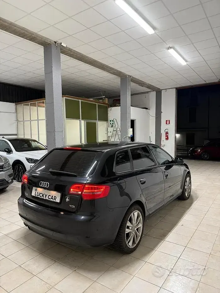 Usata Audi A3 105 CV (77 kW) 2012 Nero Utilitaria
