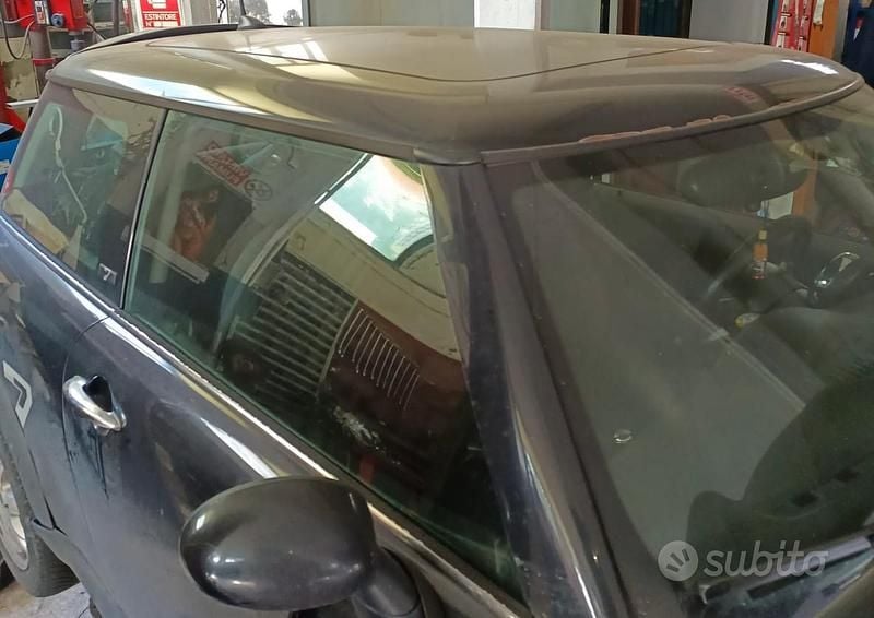 Usata Mini One D 88 CV (64 kW) 2006 Nero Utilitaria