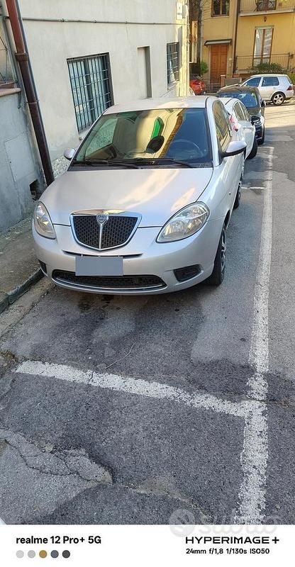 Usata Lancia Ypsilon 90 CV (66 kW) 2008 Grigio Utilitaria
