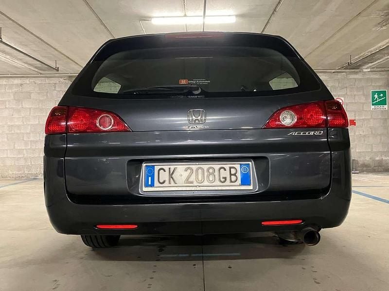 Usata Honda Accord Sport 155 CV (114 kW) 2003 Grigio Station wagon