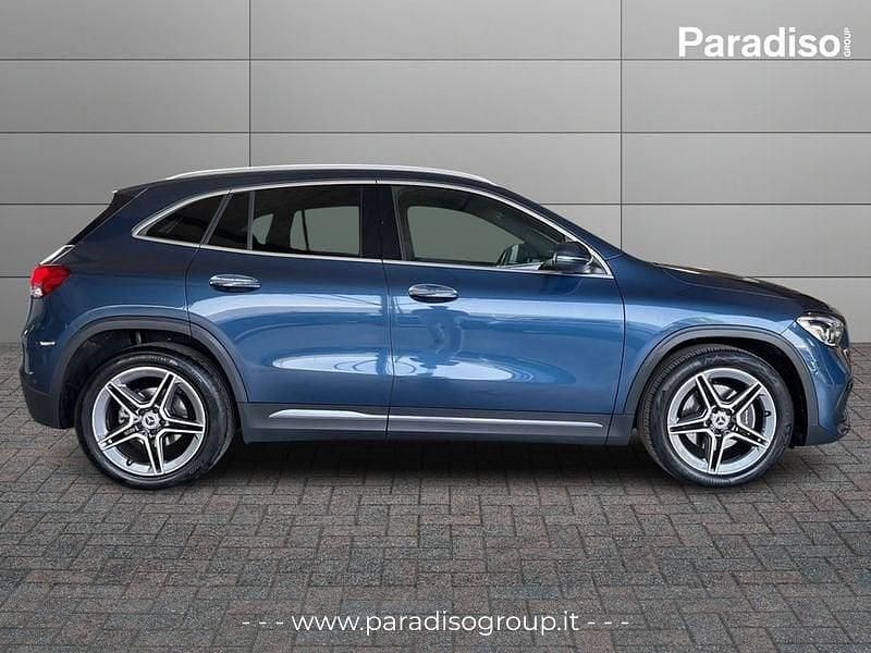 Usata Mercedes GLA200 Premium 150 CV (110 kW) 2022 Blu SUV
