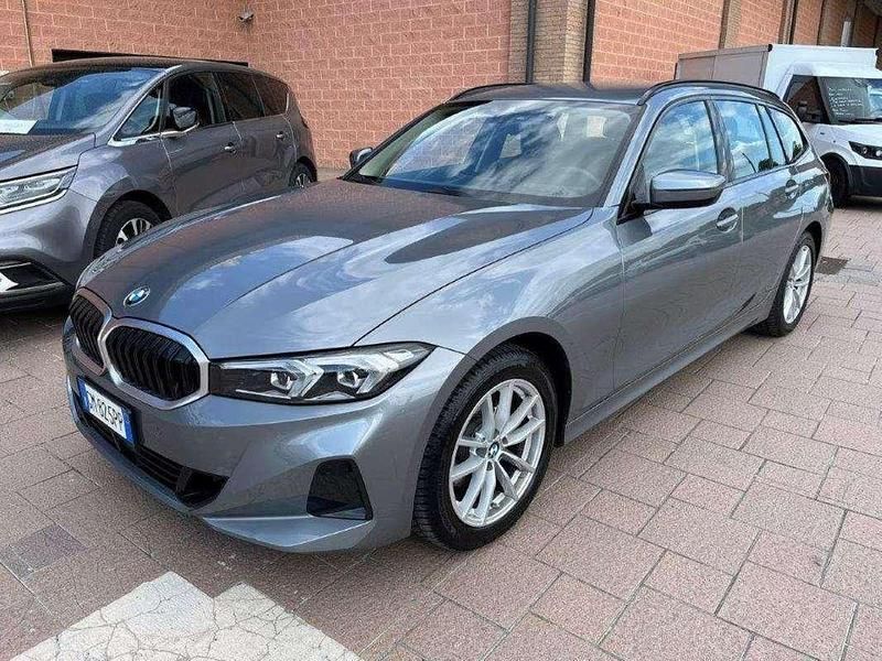 Usata BMW 320 190 CV (139 kW) 2023 Grigio Station wagon