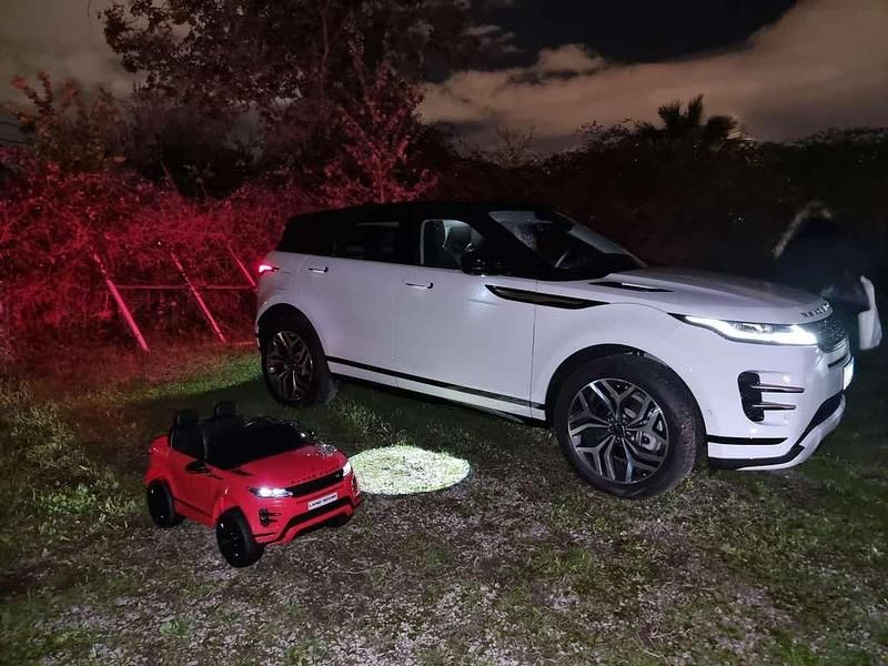 Usata 2021 Land Rover Range Rover evoque SUV | 35.000 € (Buon prezzo) - Immagine 1/4