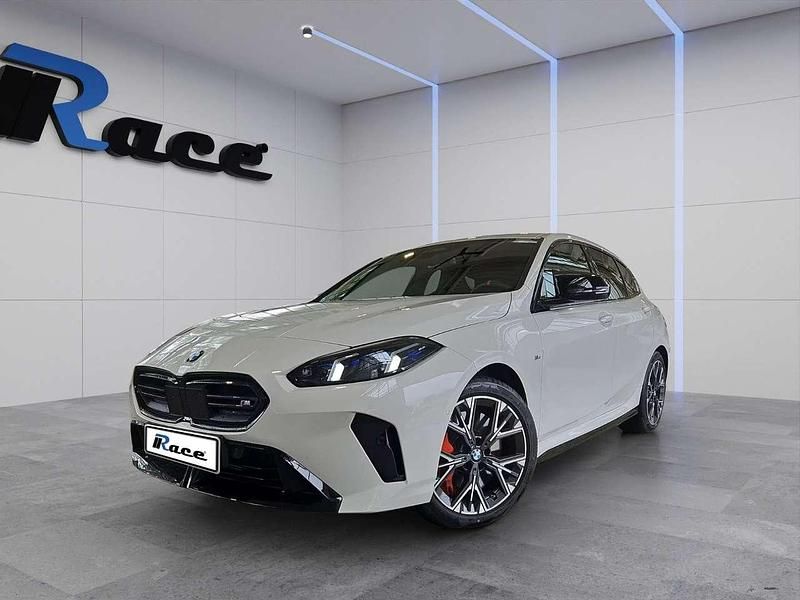 Usata BMW M135 300 CV (220 kW) 2025 Bianco Utilitaria