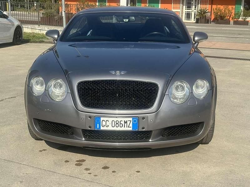 Usata Bentley Continental GT 559 CV (411 kW) 2006 Titanio met. Coupé