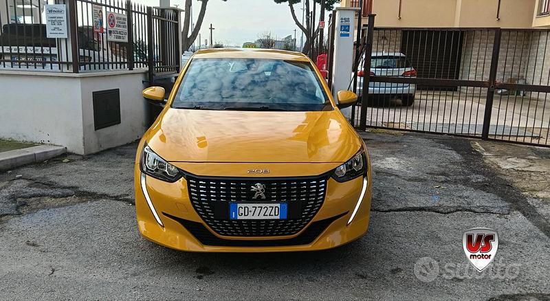 Usata Peugeot 208 Active 75 CV (55 kW) 2021 Giallo Utilitaria