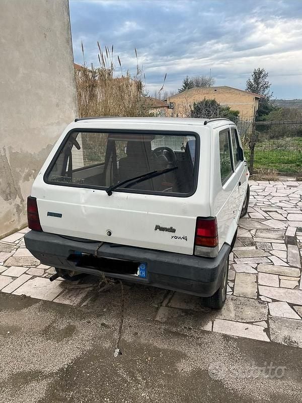 Usata Fiat Panda Young 39 CV (28 kW) 2003 Utilitaria