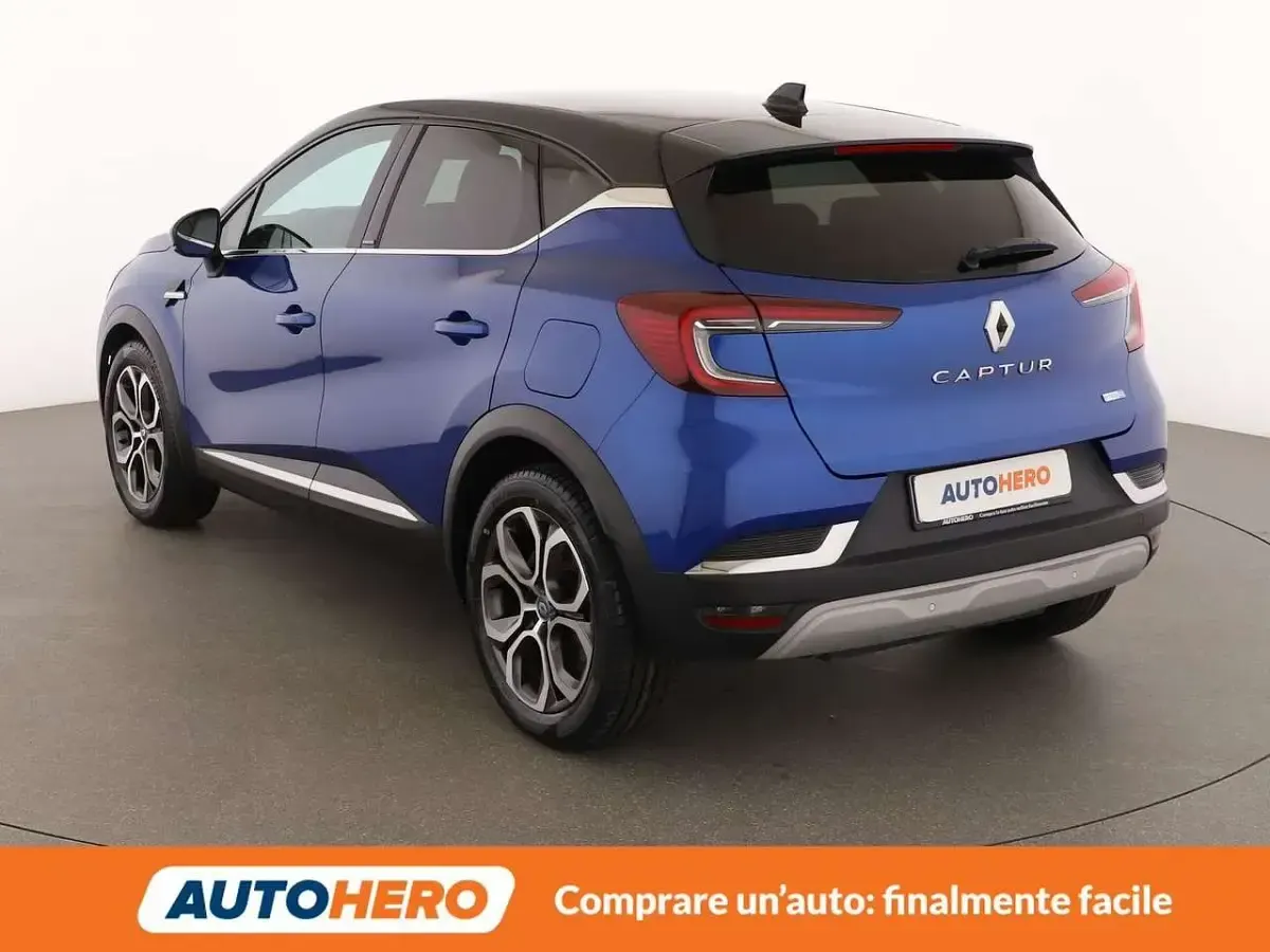 Usata Renault Captur Intens 159 CV (116 kW) 2020 Blu/azzurro SUV