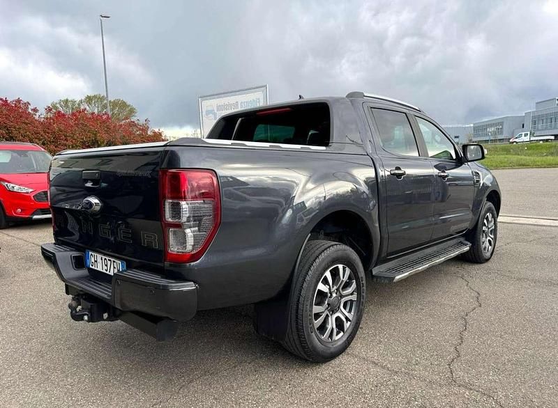 Usata Ford Ranger Wildtrack 170 CV (125 kW) 2022 Magnetic grey Pick-up