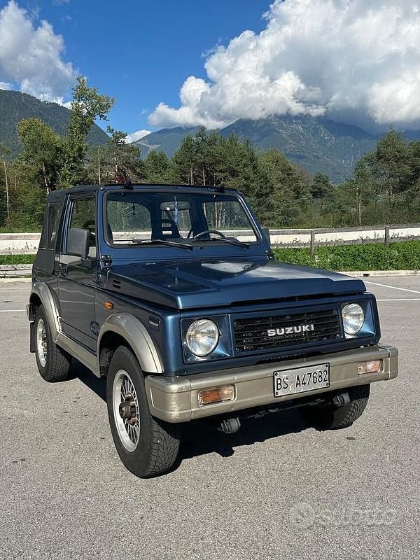 Usata Suzuki Samurai 64 CV (47 kW) 1988 Blu SUV