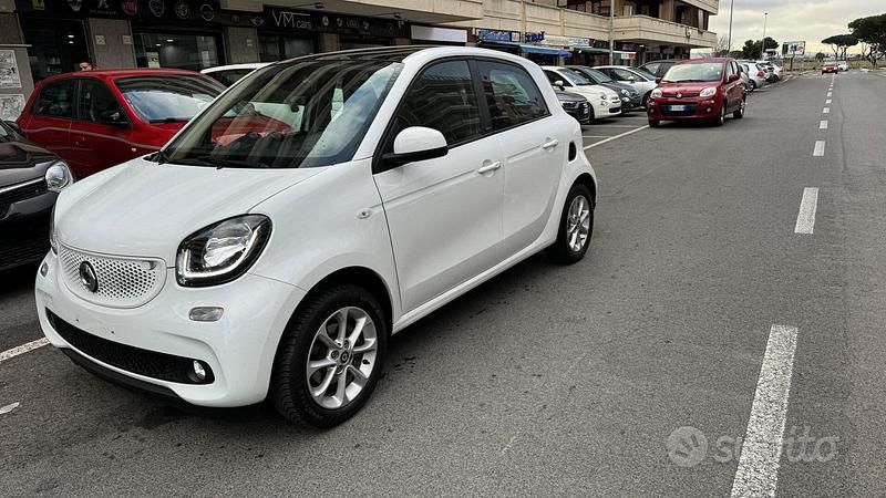 Occasion Smart ForFour Passion 90 ch (66 kW) 2019 Blanc Citadine