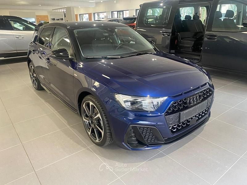 Usata Audi A1 Black Edition 116 CV (85 kW) 2025 Blu Berlina
