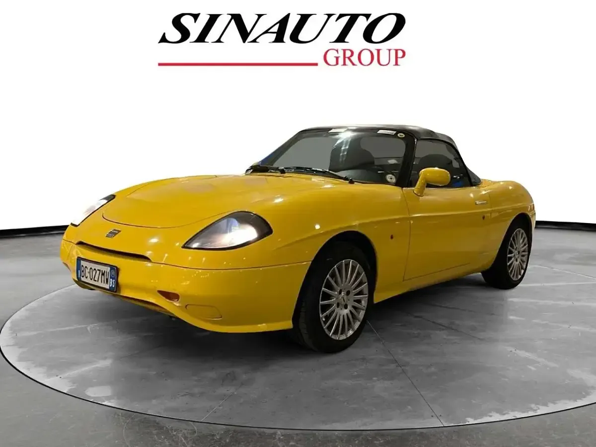 Usata Fiat Barchetta 131 CV (96 kW) 1999 Giallo Cabrio