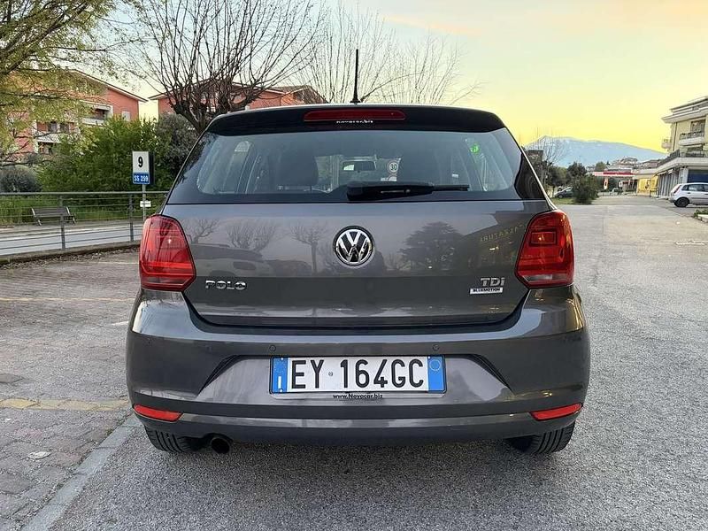 Usata VW Polo Comfortline 90 CV (66 kW) 2015 Berlina