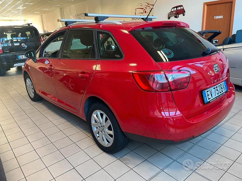 Usata Seat Ibiza ST Style 75 CV (55 kW) 2014 Rosso Station wagon