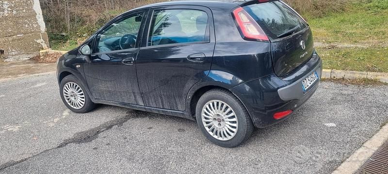 Usata Fiat Punto Evo 75 CV (55 kW) 2010 Nero Utilitaria