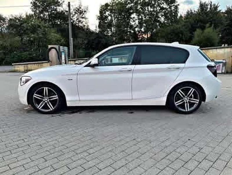 Usata 2013 BMW 116 Sport Line Due volumi | 8700 € (Buon prezzo) - Immagine 1/4