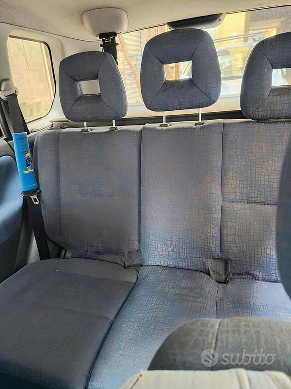 Usata Mitsubishi Space Star Comfort Edition 2002 Grigio Monovolume